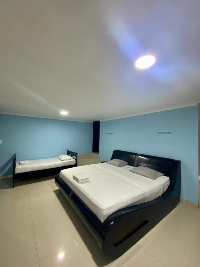 Hotel Estefania Princess 84 บาร์รังกีญา ภายนอก รูปภาพ