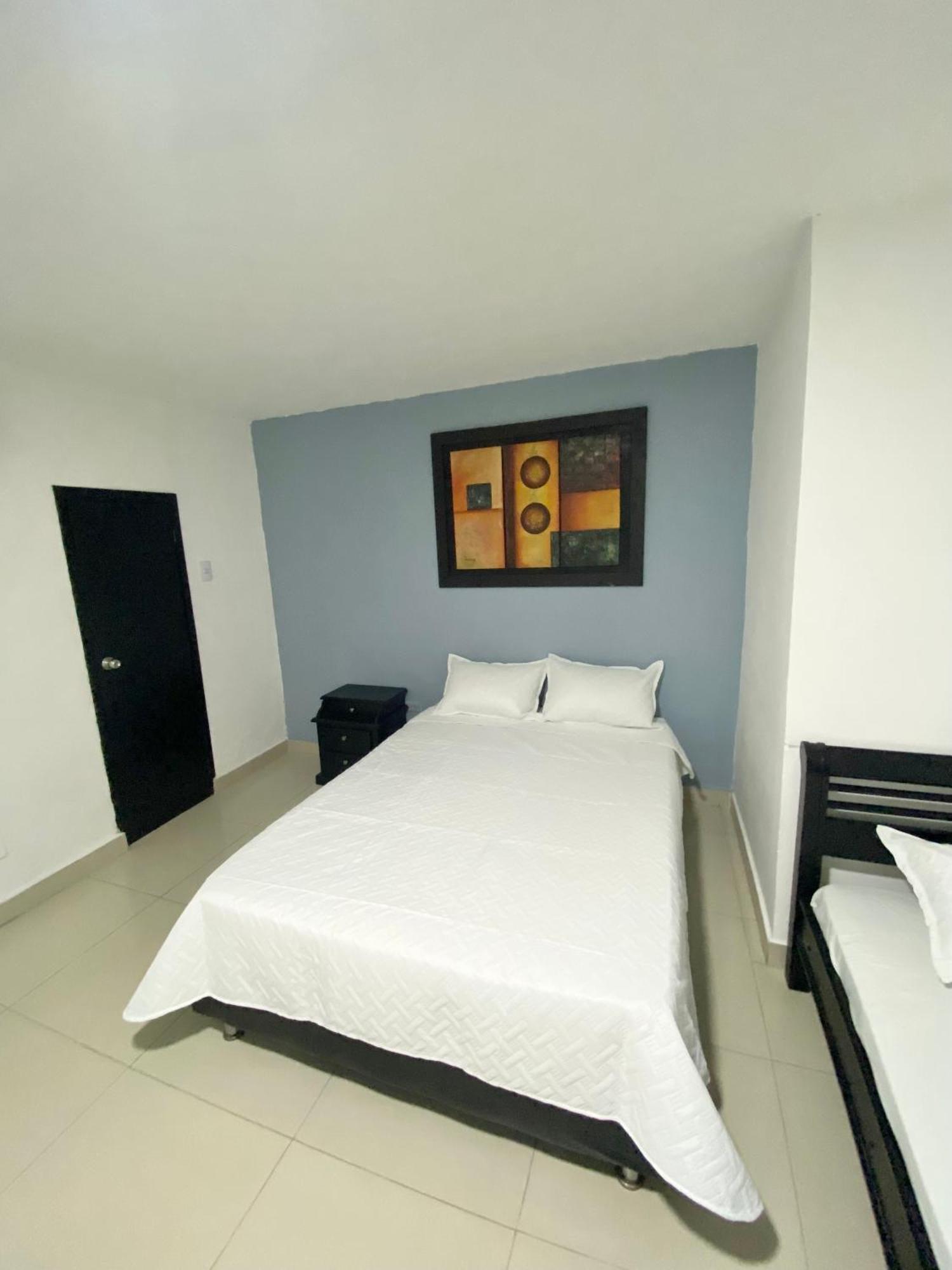 Hotel Estefania Princess 84 บาร์รังกีญา ภายนอก รูปภาพ